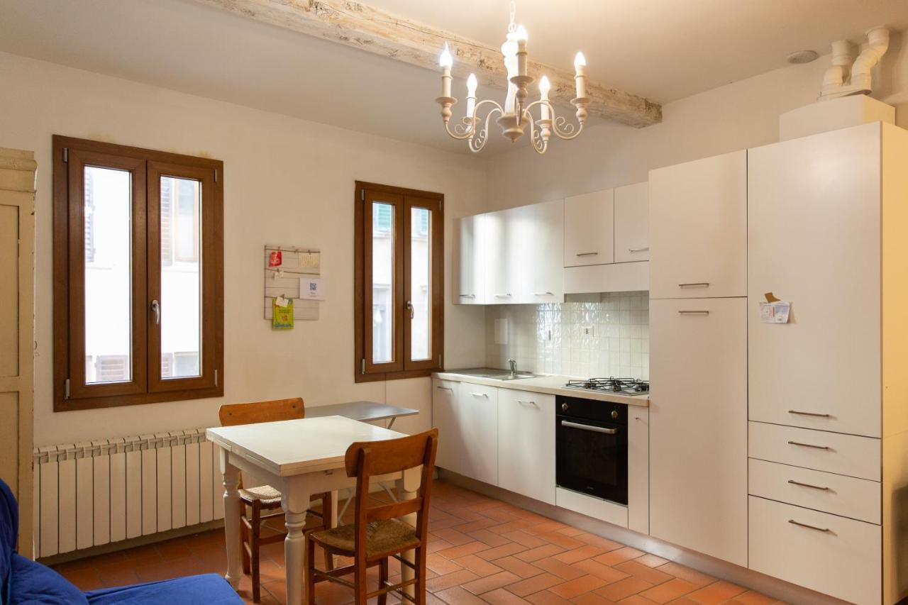 Graceful Apartment In The Heart Of Florença Exterior foto