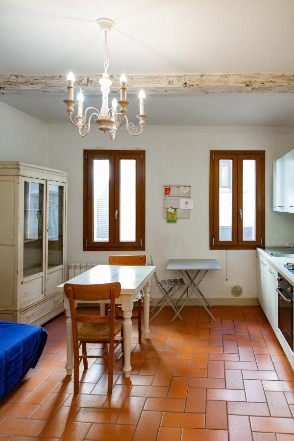 Graceful Apartment In The Heart Of Florença Exterior foto